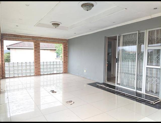 4 BEDROOM HOUSE FOR SALE IN WELBEDACHT